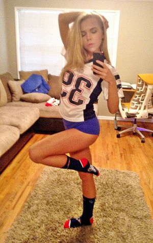 blonde cheerleader porn