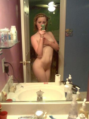 teen nude selfie ass
